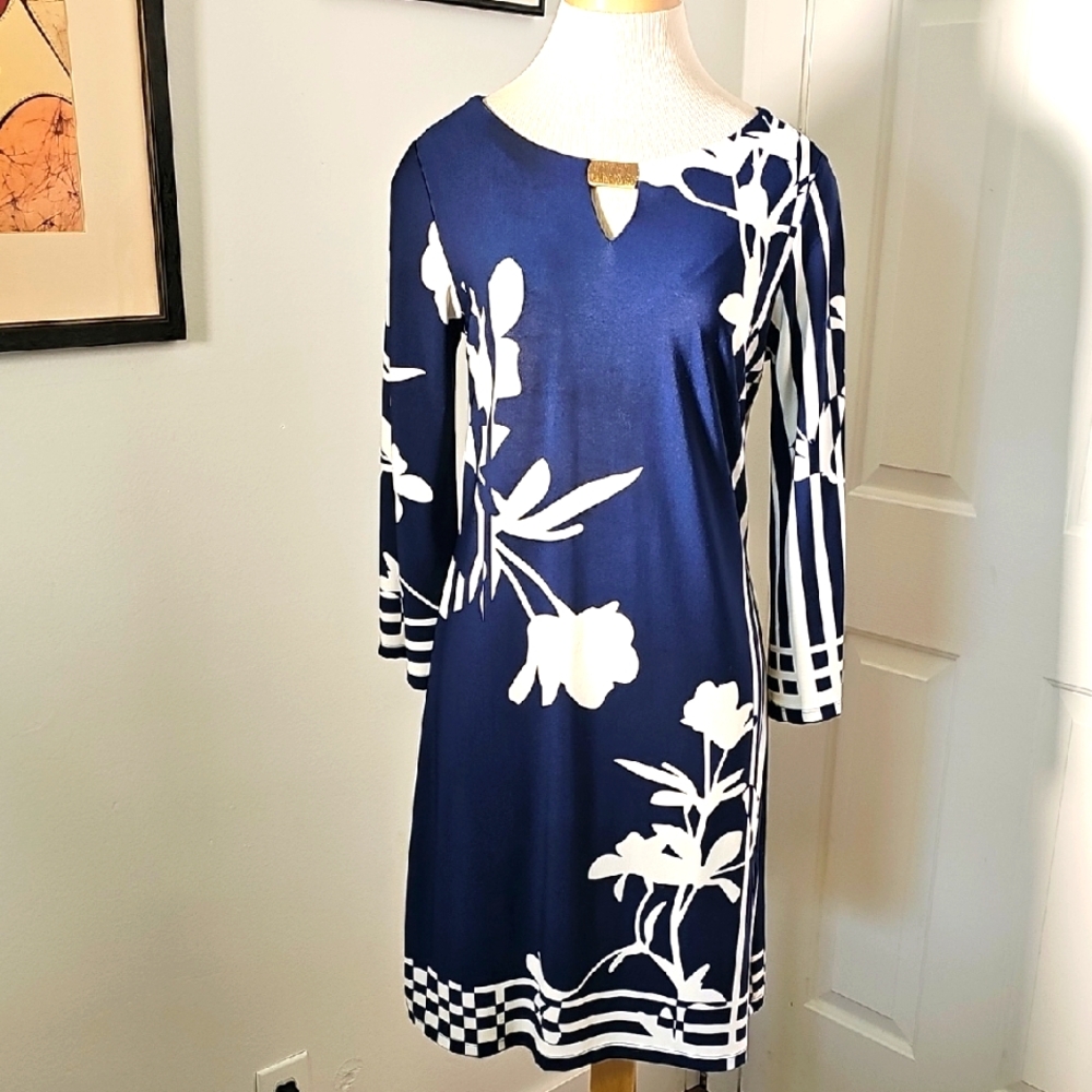 Navy and White Floral Dress With Gold Accent. Size Meduim. East No Fuss. Office